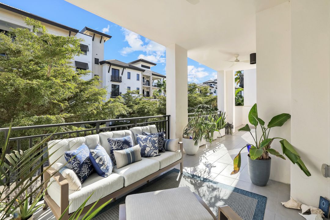 1035 3rd Ave S #215, Naples, FL 34102