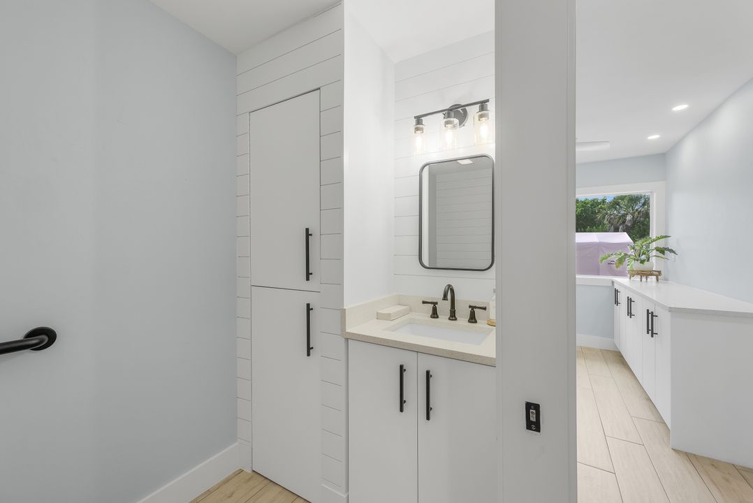 1177 Causeway Blvd, Sanibel, FL 33957