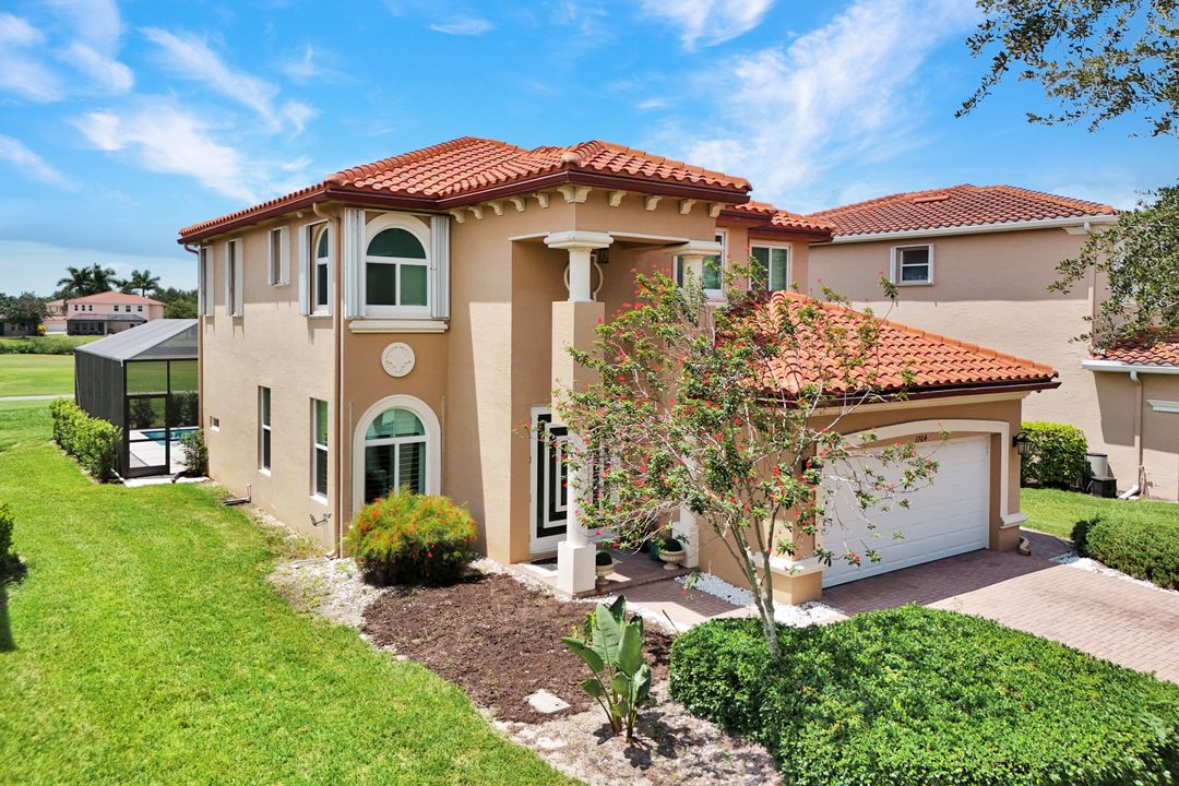 1764 Birdie Dr, Naples, FL 34120