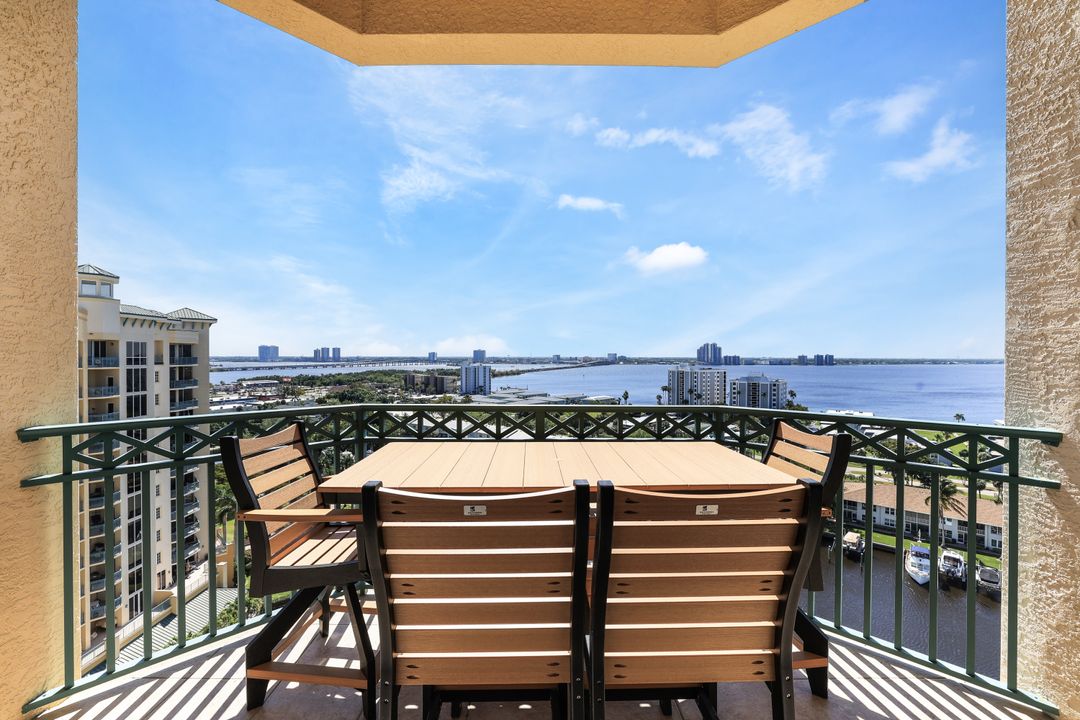3426 Hancock Bridge Pkwy #PH2W, North Fort Myers, FL 33903