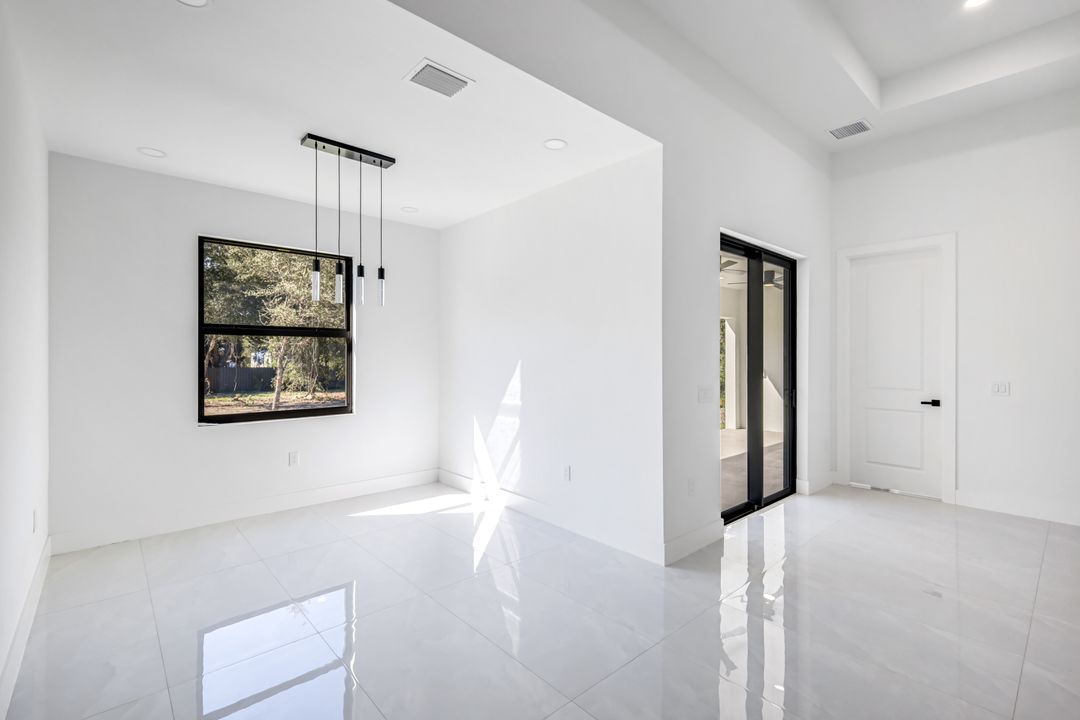 507 Prospect Ave, Lehigh Acres, FL 33972