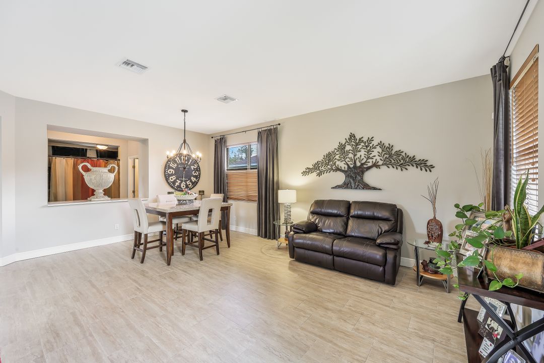 18261 Pine Nut Ct, Lehigh Acres, FL 33972