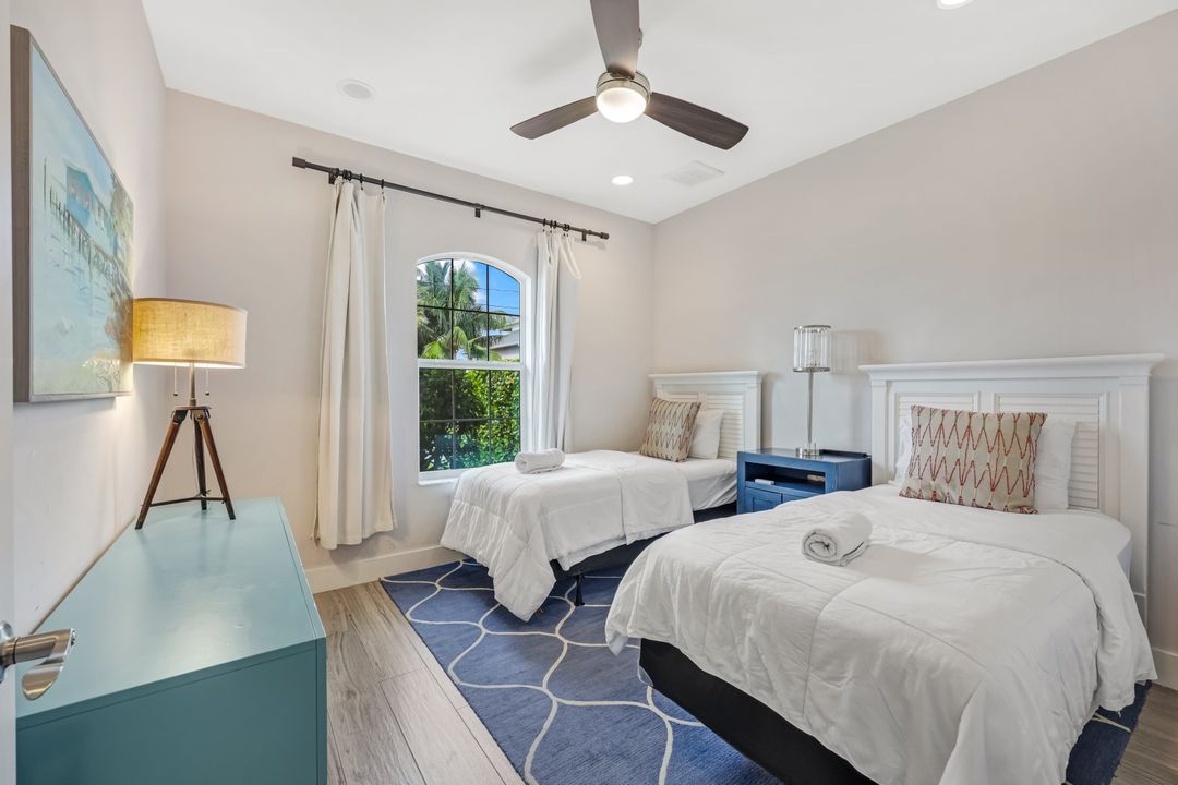 109 W Hilo St, Naples, FL 34113
