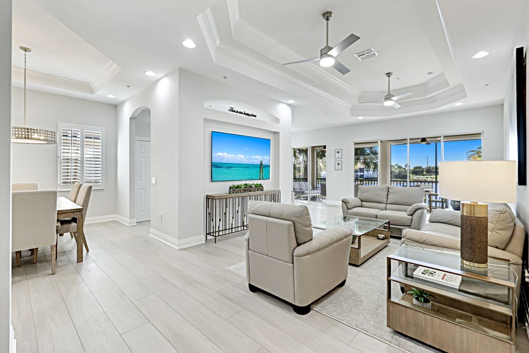 8755 Coastline Ct #201, Naples, FL 34120