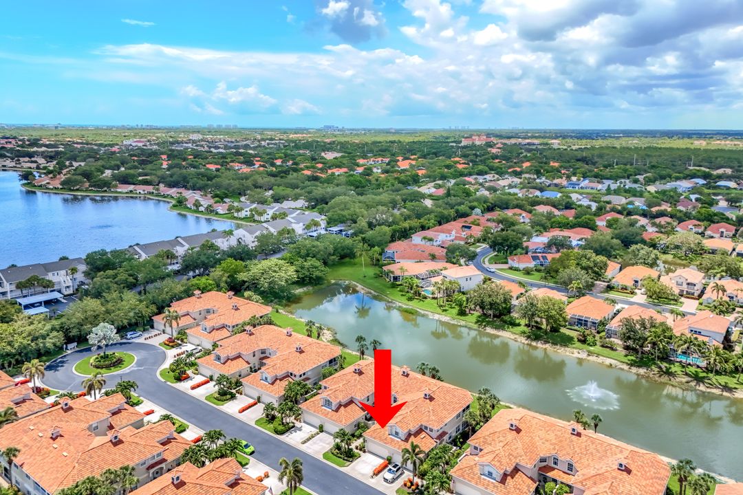 3082 Windsong Ct #303, Naples, FL 34109