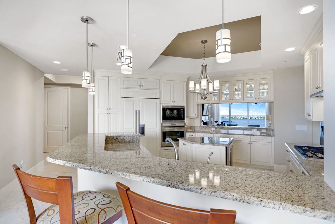 4851 Bonita Bay Blvd, Bonita Springs, FL 34134