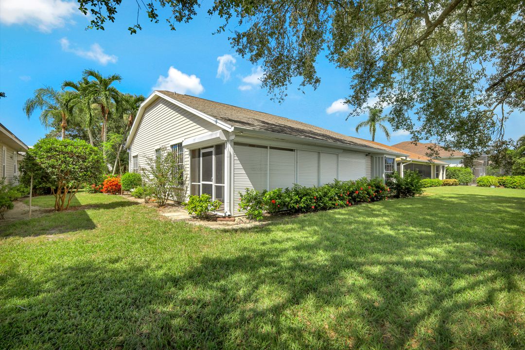 6533 Ilex Cir, Naples, FL 34109