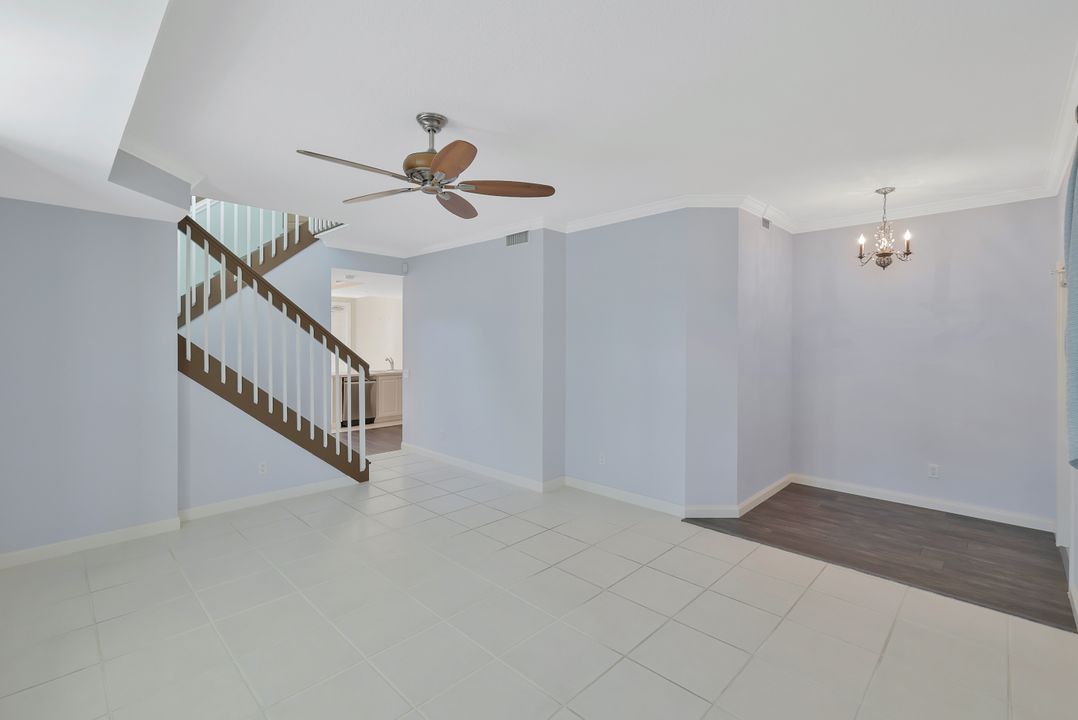 3484 Islandwalk Cir, Naples, FL 34119