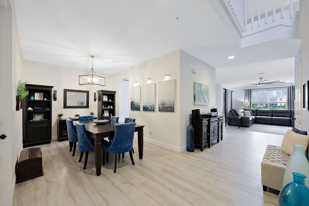 1430 Mariposa Cir, Naples, FL 34105