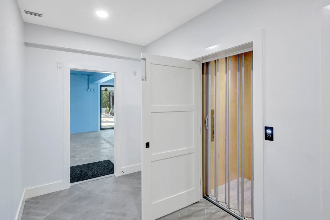 1044 Fish Crow Rd, Sanibel, FL 33957