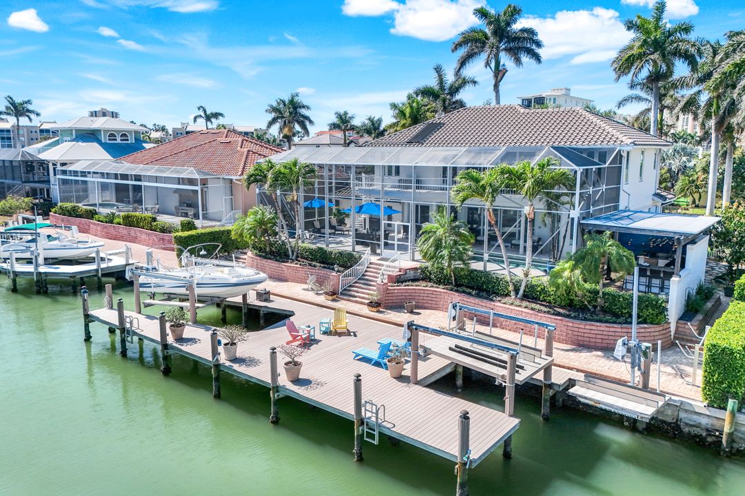 821 Partridge Ct, Marco Island, FL 34145