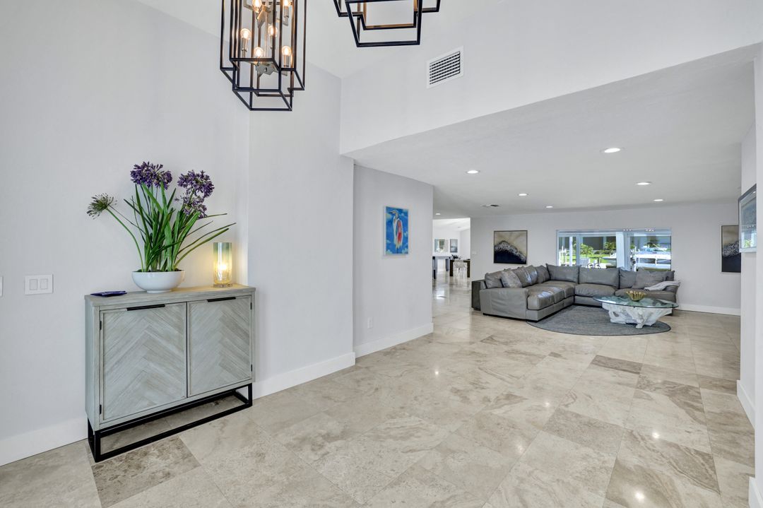 921 Scott Dr, Marco Island, FL 34145