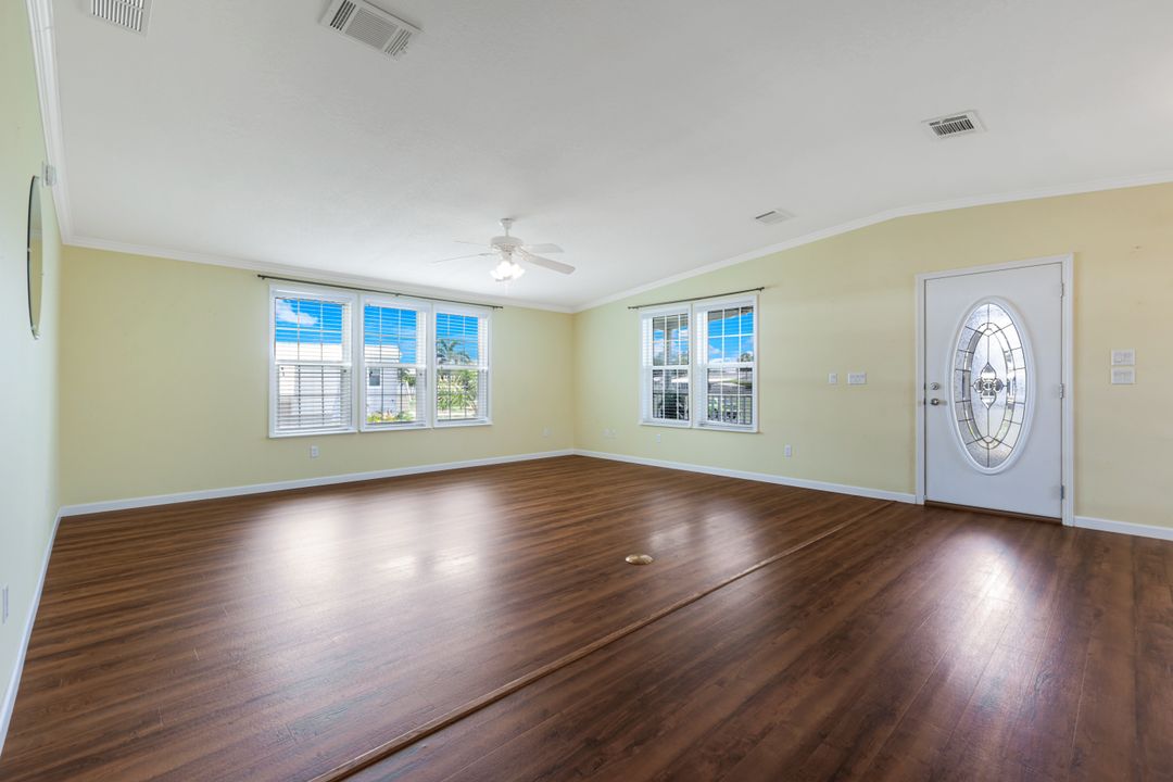 27288 Bourbonniere Dr, Bonita Springs, FL 34135
