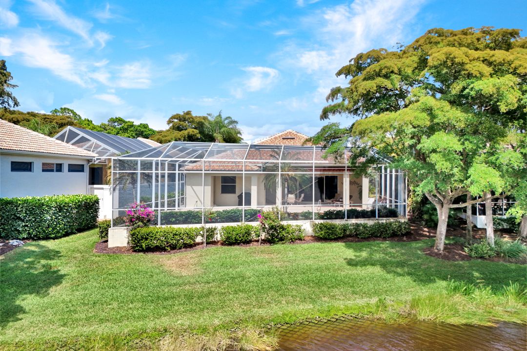 27536 Riverbank Dr, Bonita Springs, FL 34134