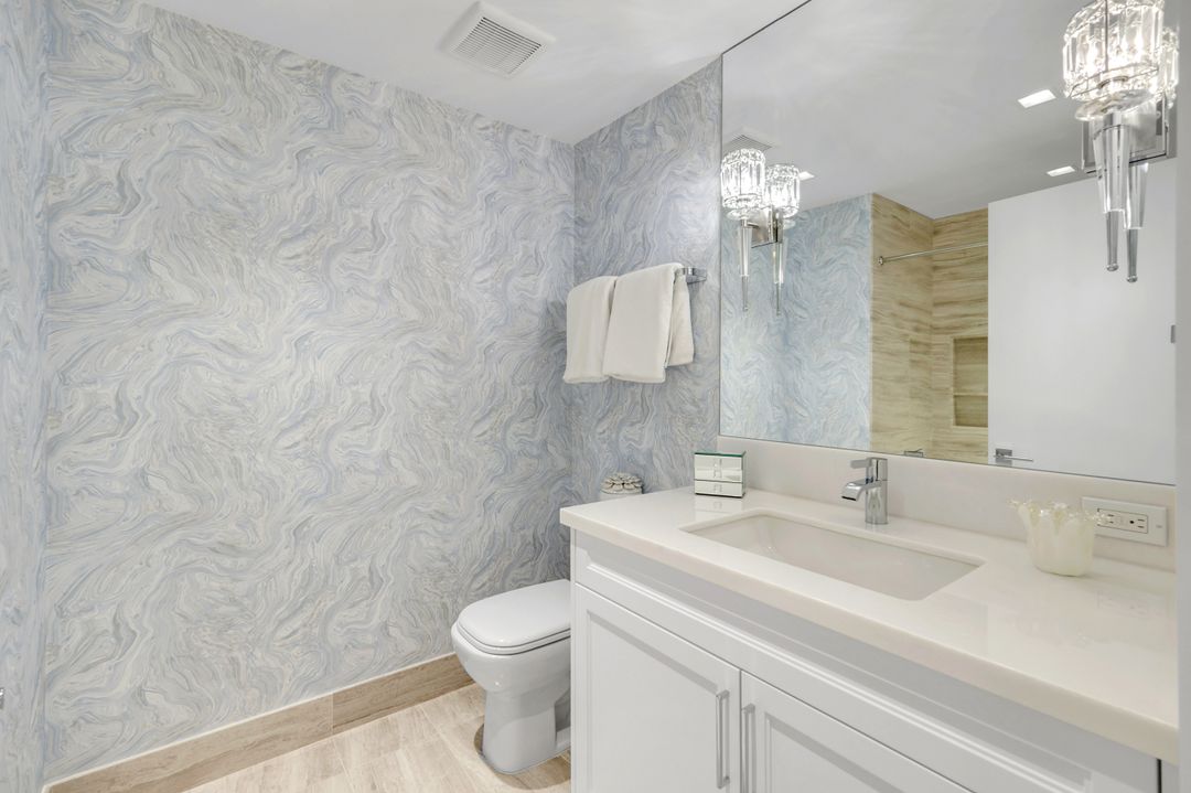 6897 Grenadier Blvd #601, Naples, FL 34108