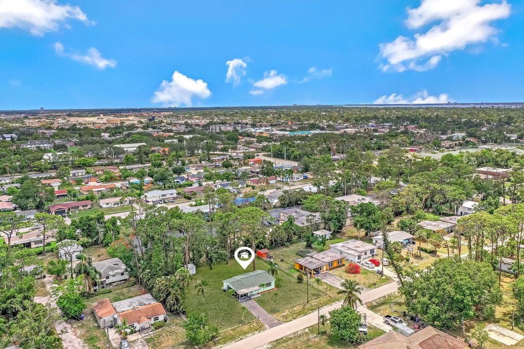 2244 Williams Dr, Fort Myers, FL 33901