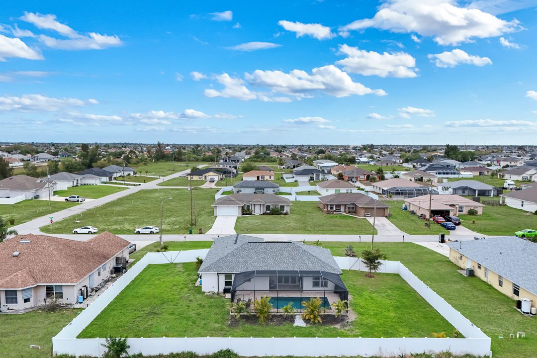 2013 NW Juanita Pl, Cape Coral, FL 33993