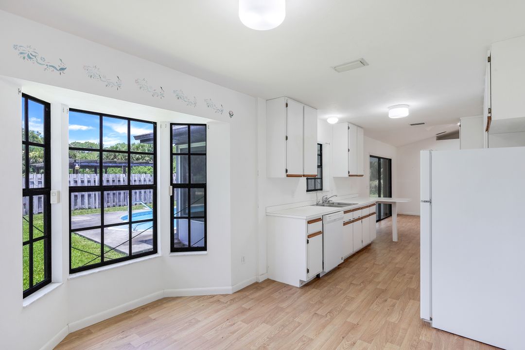 1961 Krape Rd, Naples, FL 34120