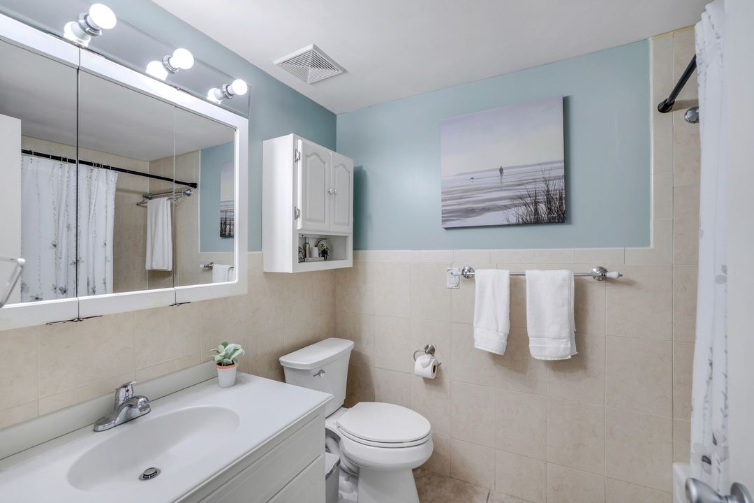 12 Watercolor Cir #12, Naples, FL 34113