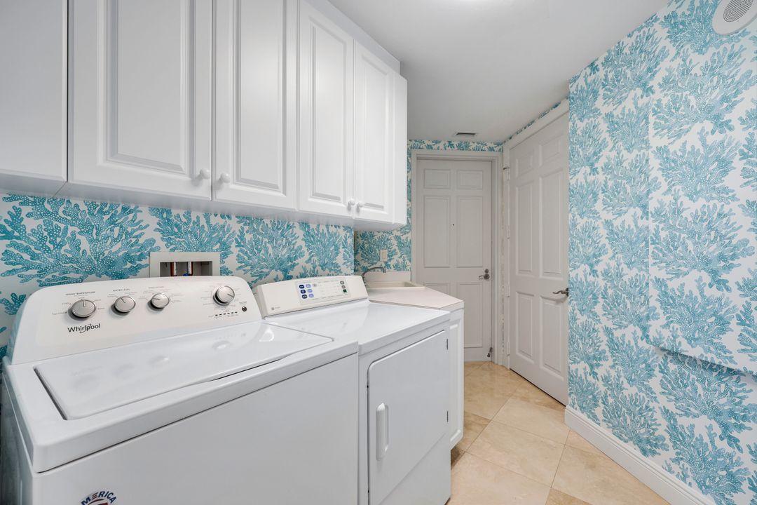 275 Indies Way #503, Naples, FL 34110