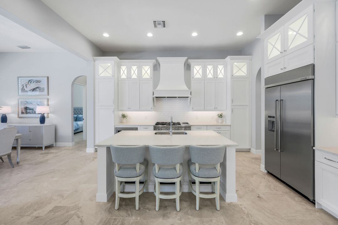 3233 Tavolara Ln, Naples, FL 34114