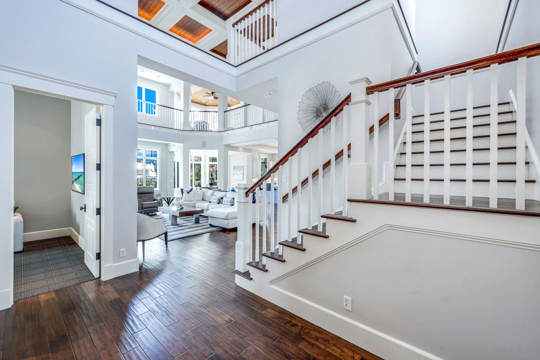 169 Conners Ave, Naples, FL 34108