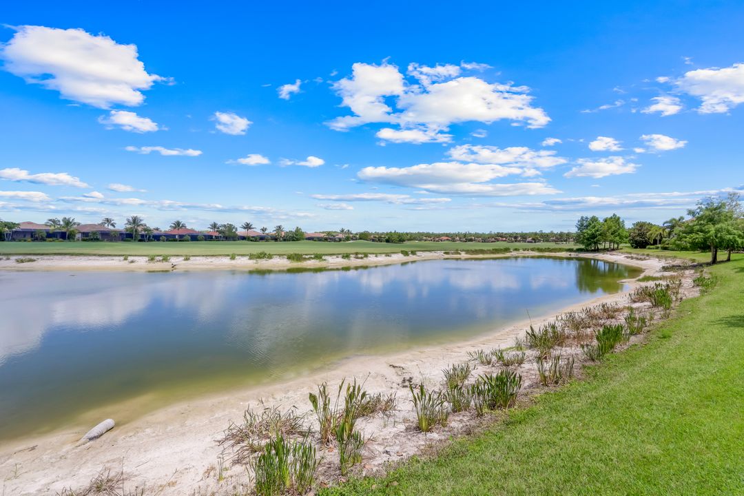 28625 Lisburn Ct, Bonita Springs, FL 34135