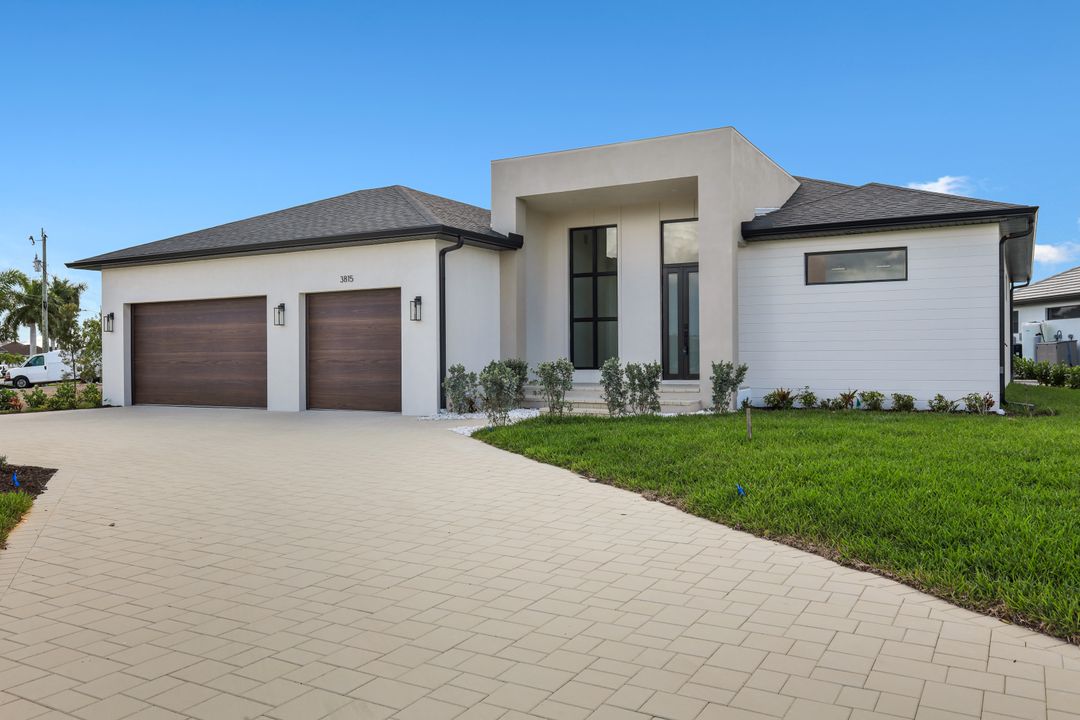 3815 NW 22nd Terrace, Cape Coral, FL 33993