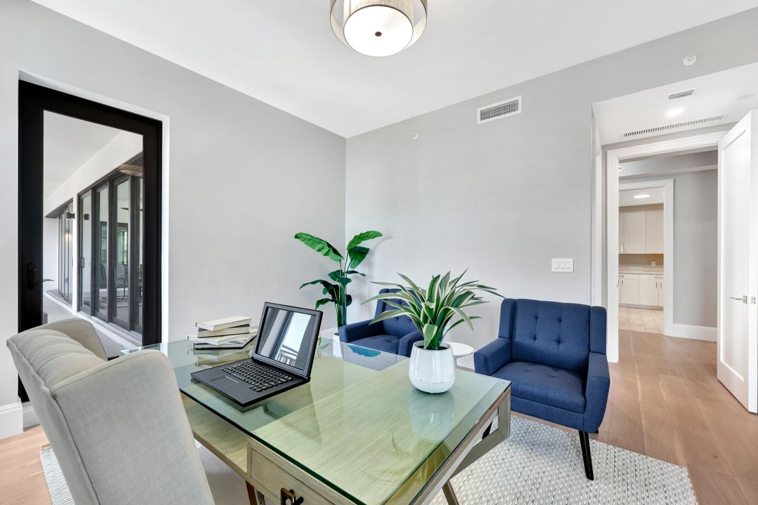 1130 3rd Ave S #512, Naples, FL 34102