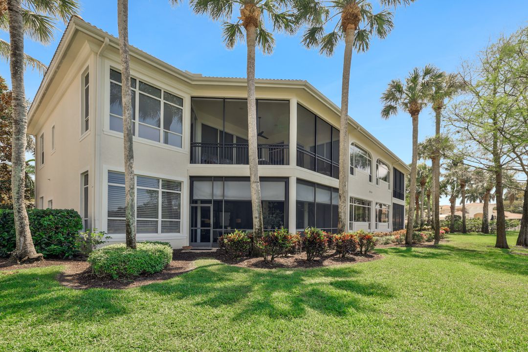 15539 Monterosso Ln #202, Naples, FL 34110