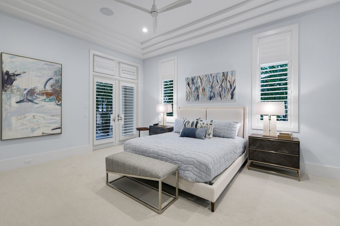 16647 Isola Bella Ln, Naples, FL 34110