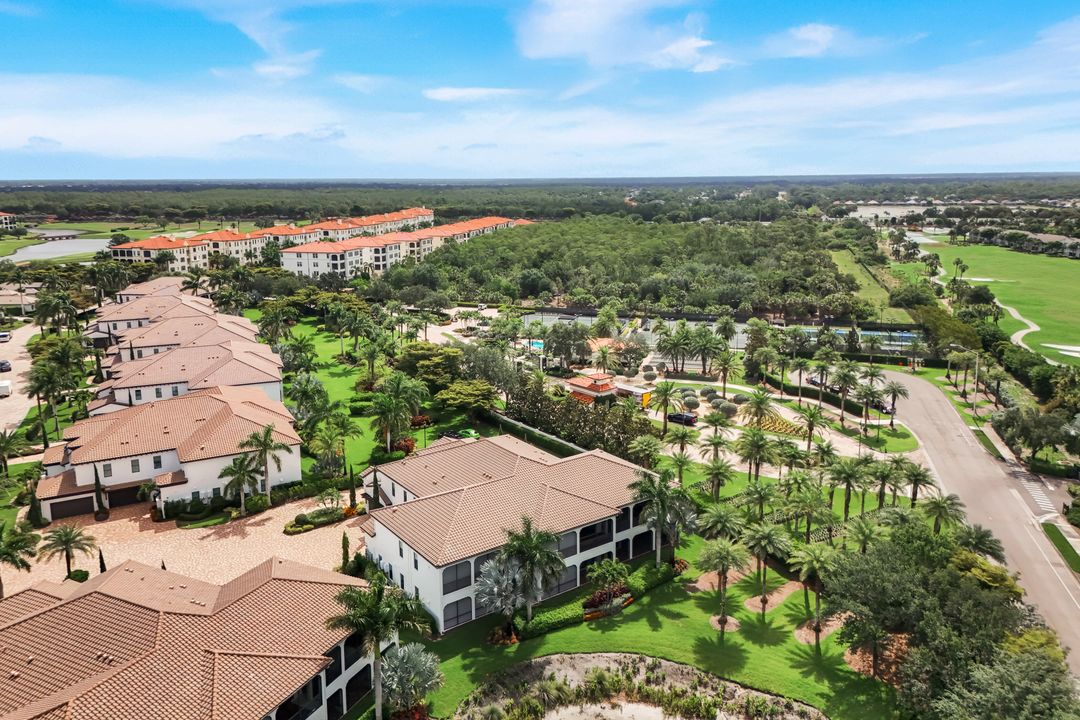 16358 Corsica Way #201, Naples, FL 34110