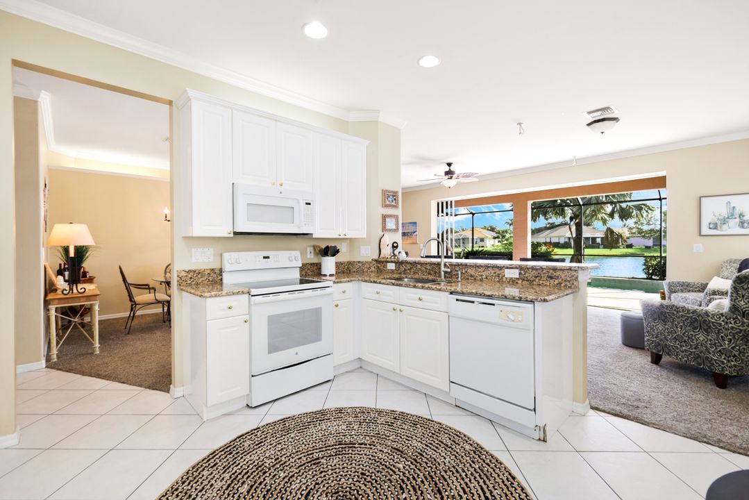 13060 Lake Meadow Dr, Fort Myers, FL 33913