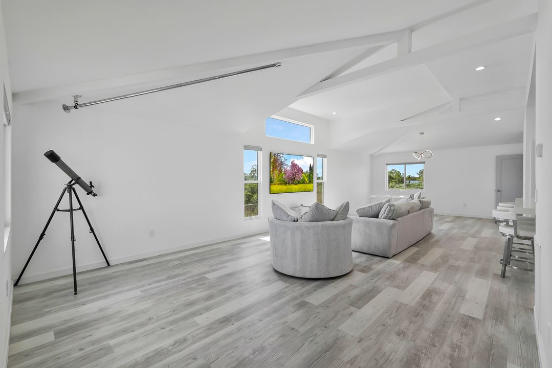 4044 62nd Ave NE, Naples, FL 34120