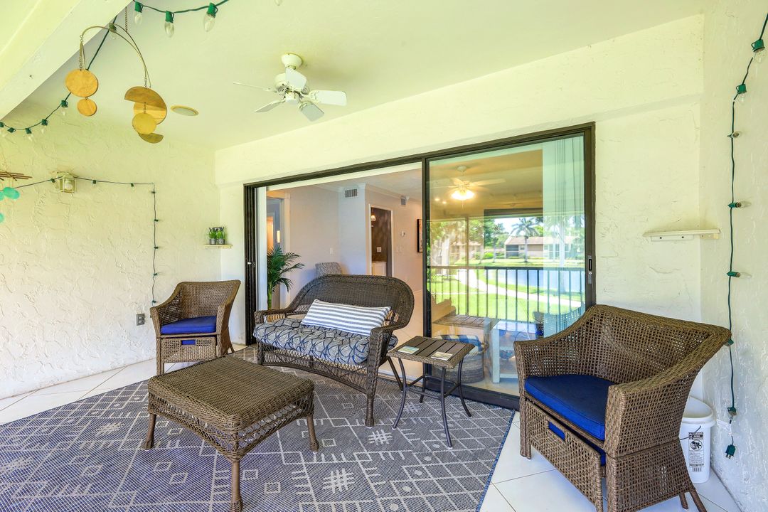 195 Cypress Way E #9, Naples, FL 34110