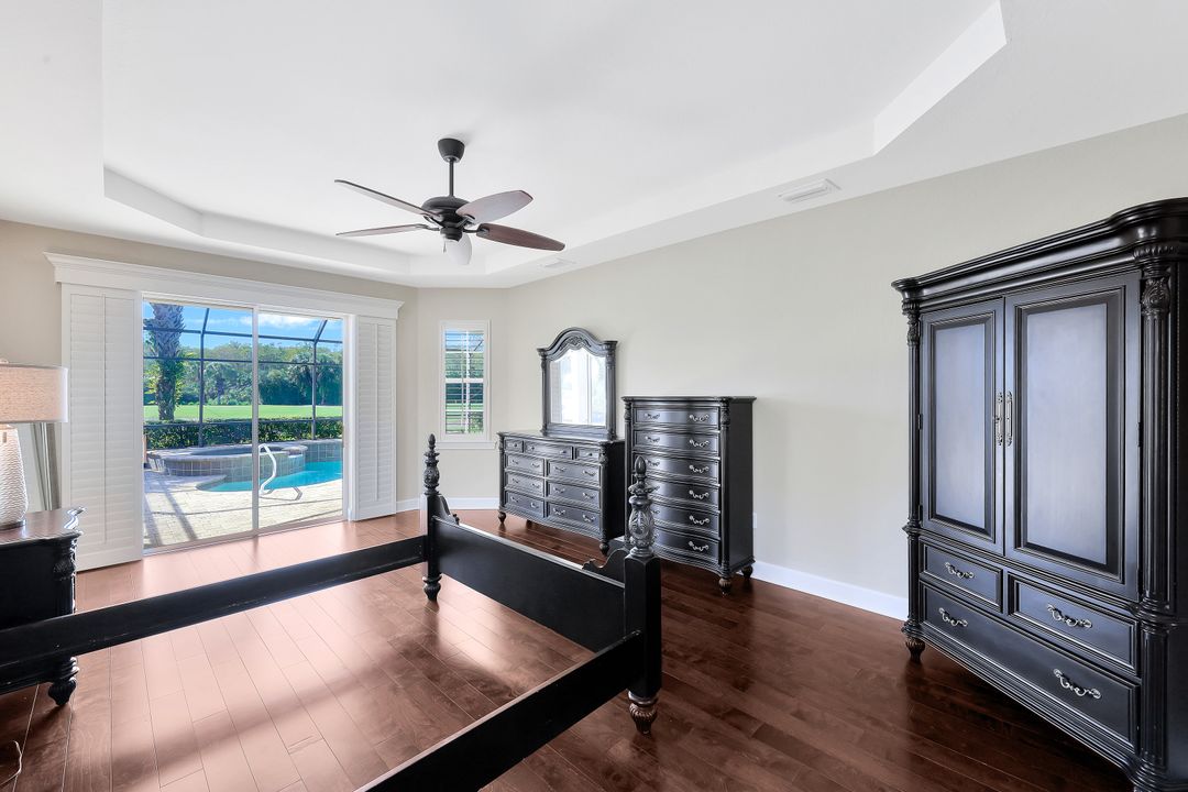 11982 Heather Woods Ct, Naples, FL 34120