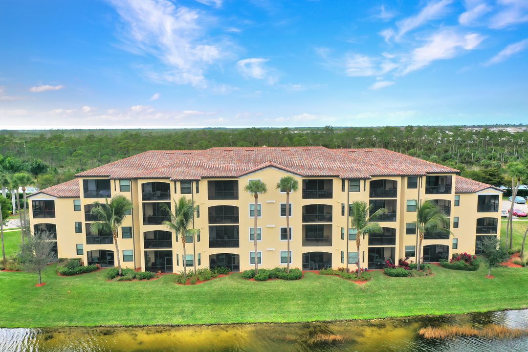 9572 Trevi Ct #5022, Naples, FL 34113