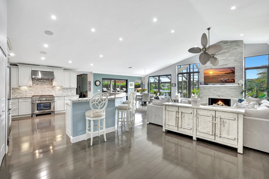 36 Cajeput Dr, Naples, FL 34108