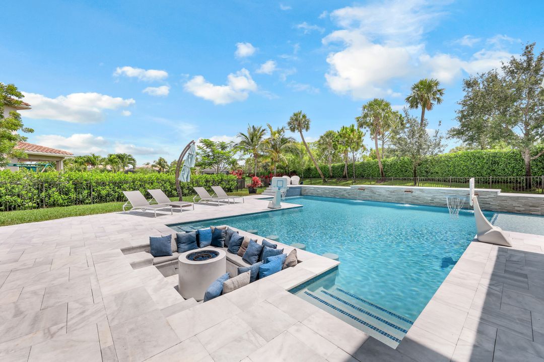 4138 Aspen Chase Dr, Naples, FL 34119