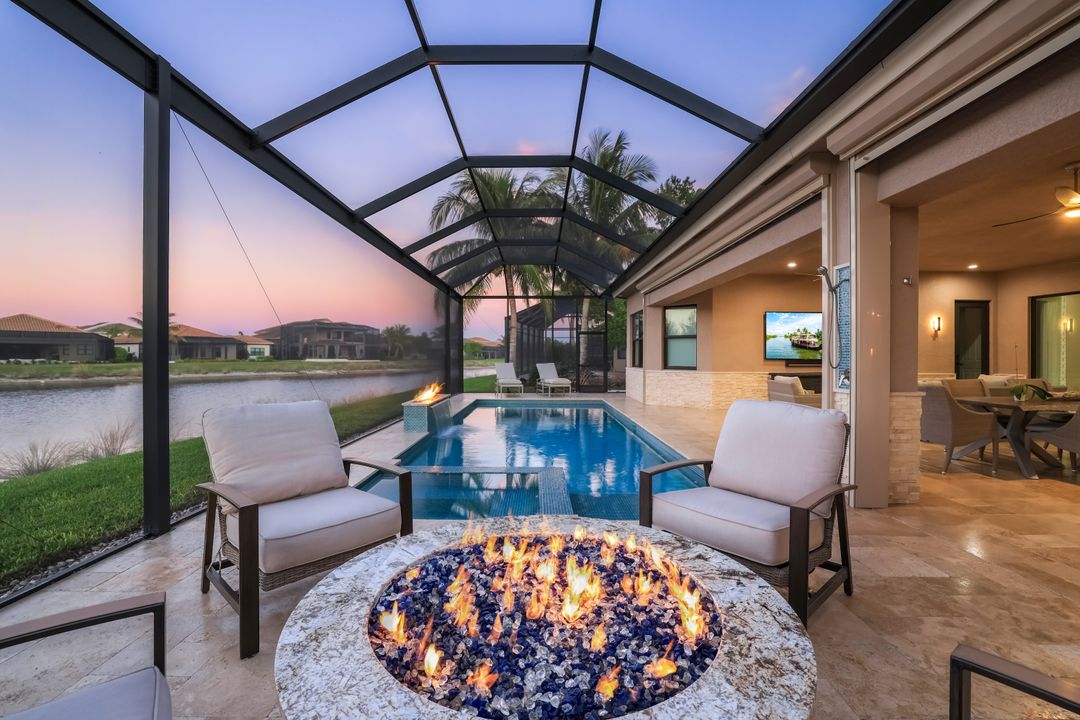 4450 Caldera Cir, Naples, FL 34119