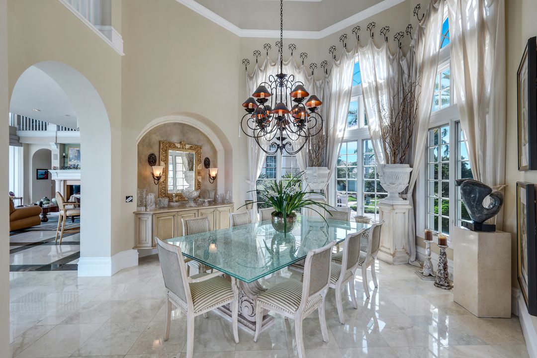 490 Renard Ct, Marco Island, FL 34145