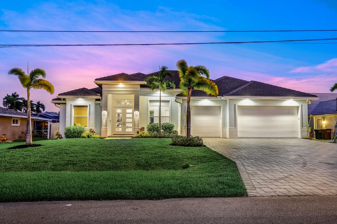 5317 SW 8th Pl, Cape Coral, FL 33914