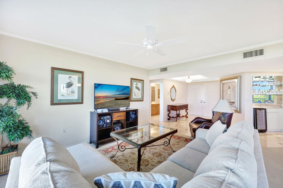6001 Pelican Bay Blvd #202, Naples, FL 34108