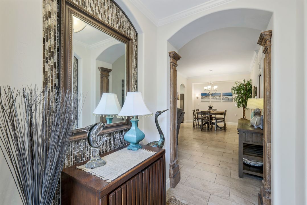 1118 Sweetwater Ln #1301, Naples, FL 34110