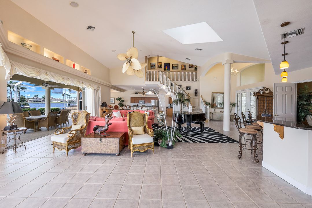 5231 SW 5th Pl, Cape Coral, FL 33914