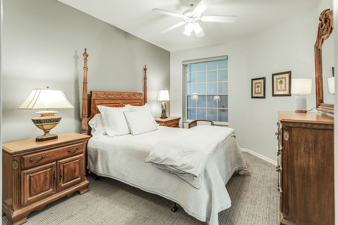 8267 Parkstone Pl #201, Naples, FL 34120