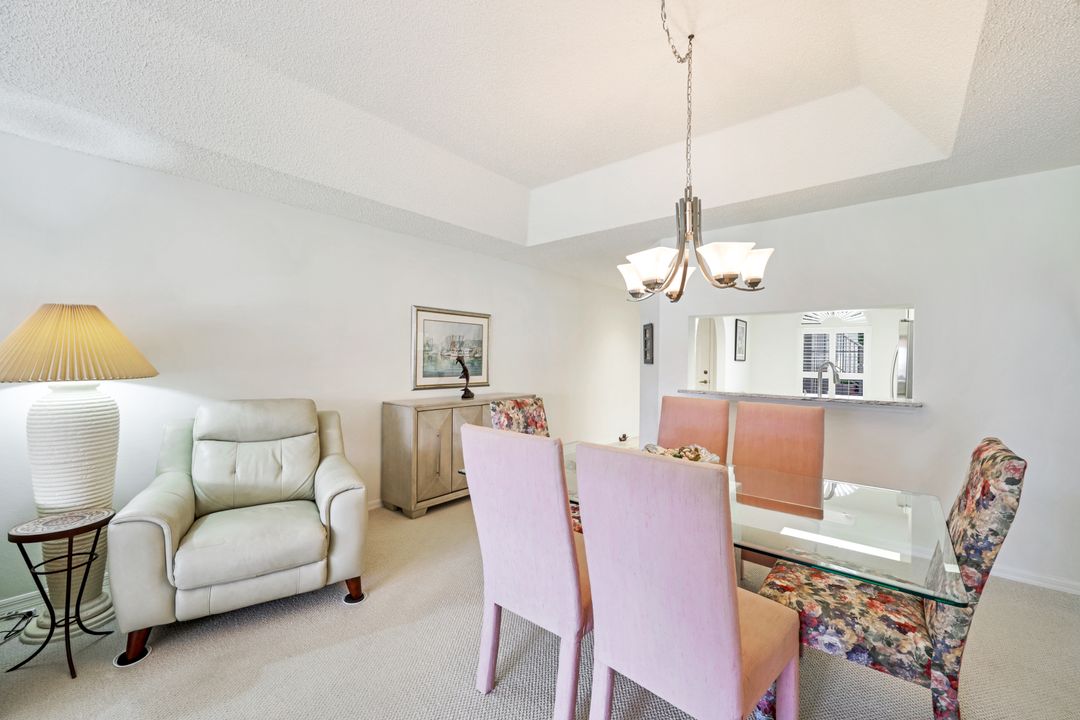 648 Mardel Ct #704, Naples, FL 34104
