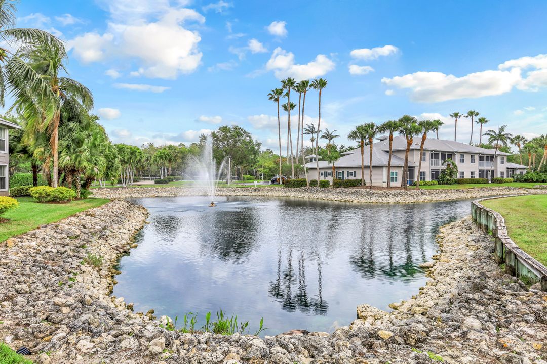 7950 Mahogany Run Ln #422, Naples, FL 34113