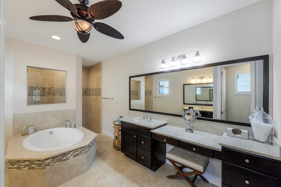 9973 Alhambra Ln, Bonita Springs, FL 34135