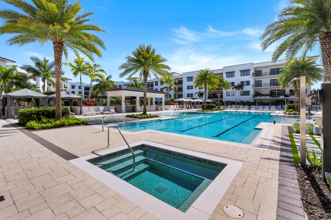 1125 Central Ave #571, Naples, FL 34102